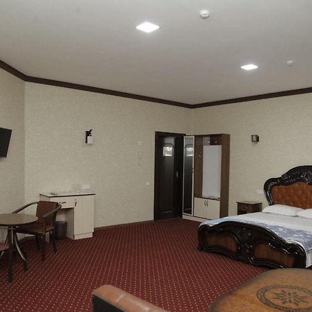 Hotel Mufarshox à Boukhara Extérieur photo