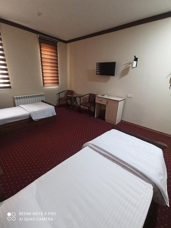 Hotel Mufarshox à Boukhara Extérieur photo