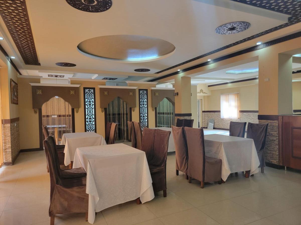 Hotel Mufarshox à Boukhara Extérieur photo