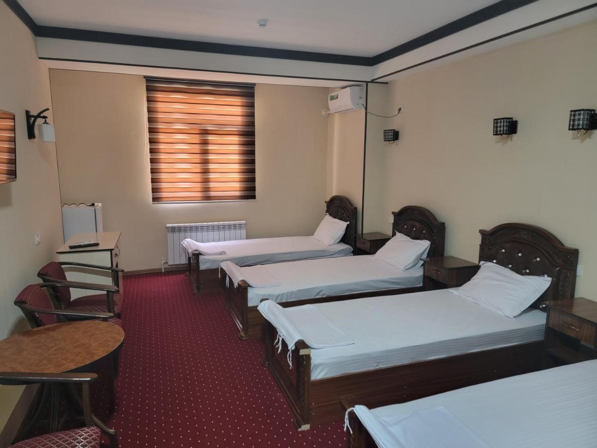 Hotel Mufarshox à Boukhara Extérieur photo
